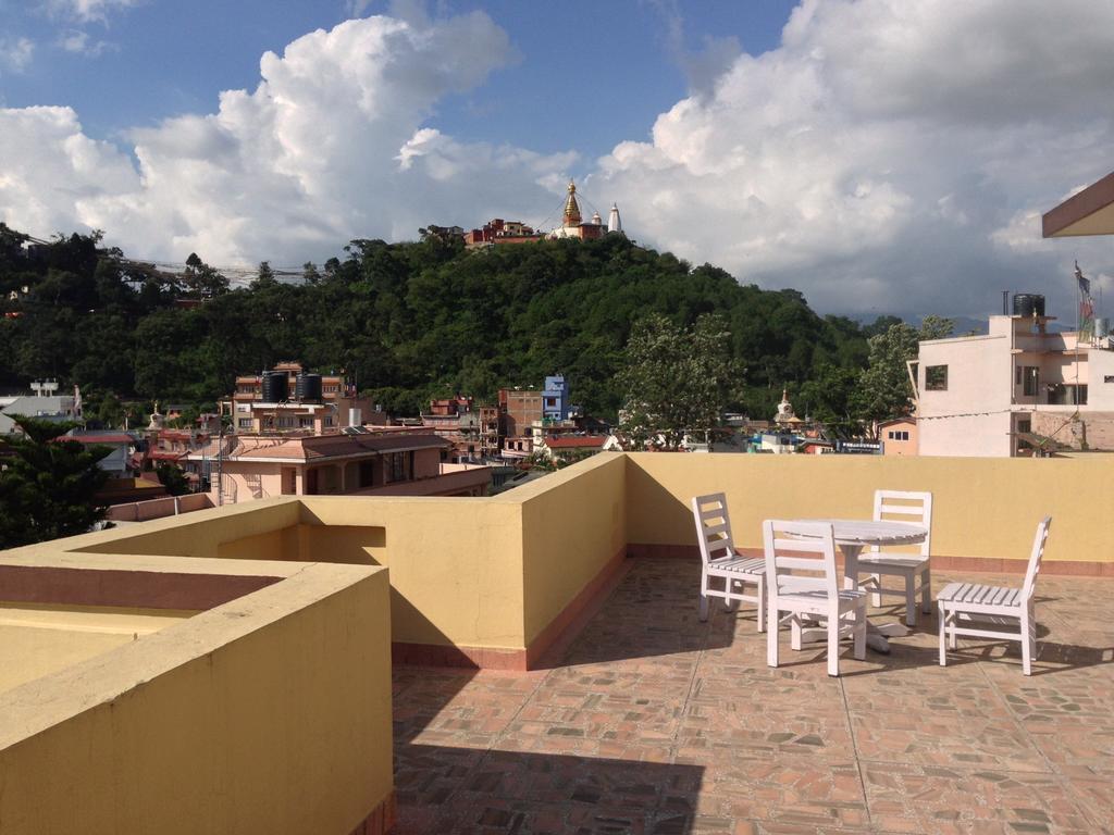 Swayambhu View Guest House Kathmandu Rum bild